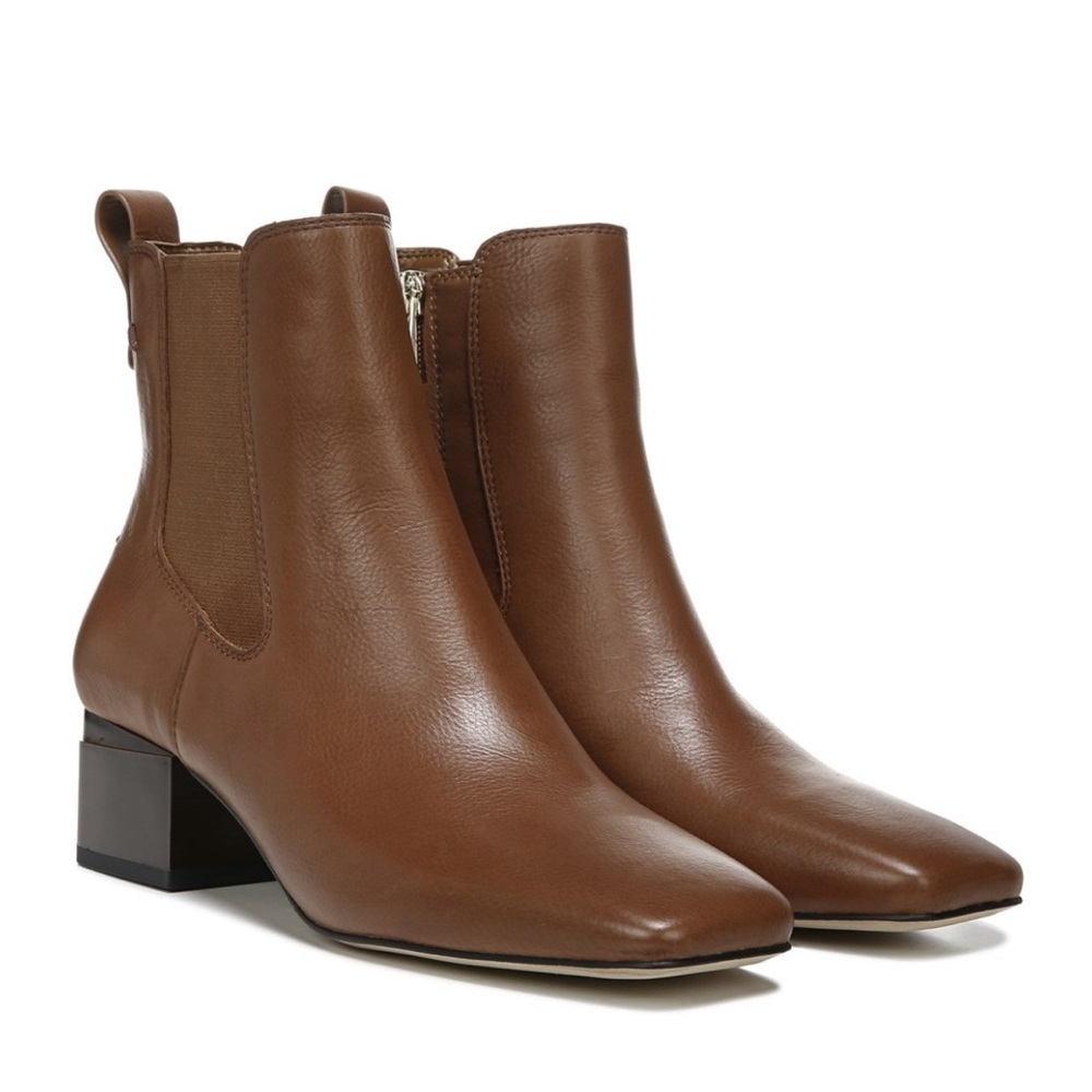 *NWB* Franco Sarto Square Toe “Waxton” Boot in Size 7.5